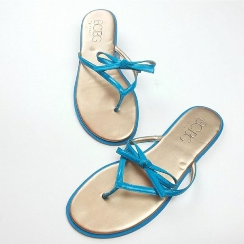BCBG Paris Lotus Blue Flip Flops Sandals
